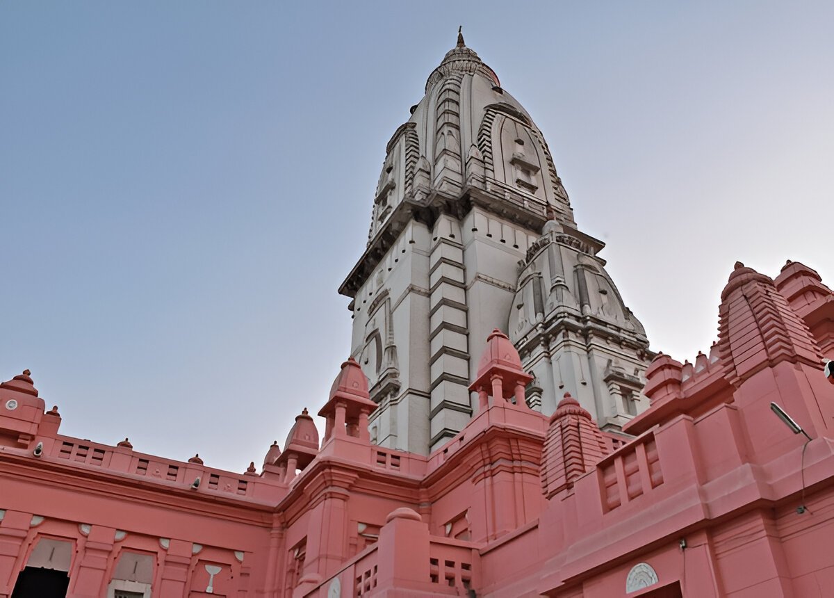 image of Kaashi Vishwanath Temple