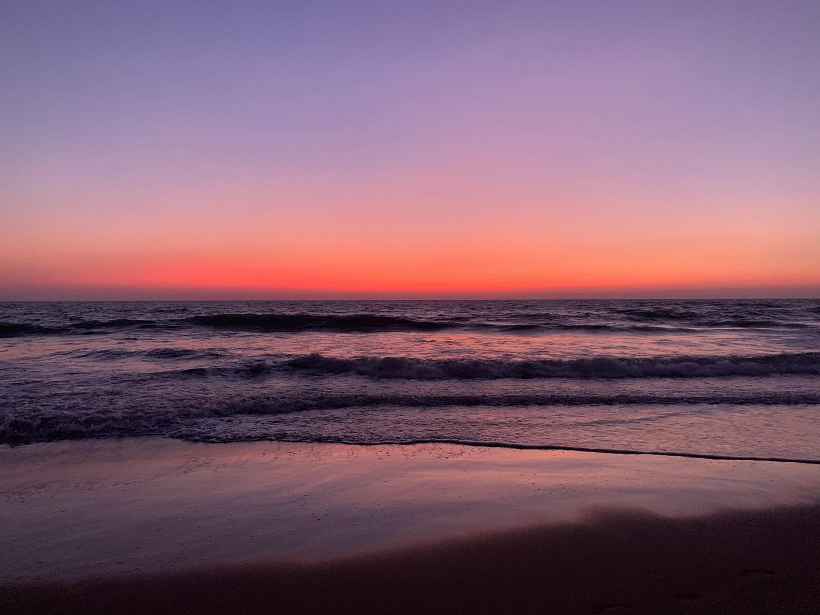 image of the Indian Ocean at evening in Gokarna