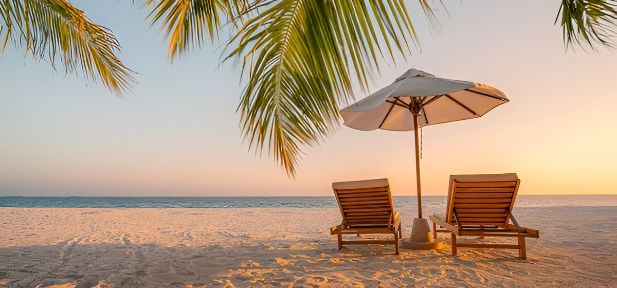 Tourists enjoying sunset on White Beach, Boracay