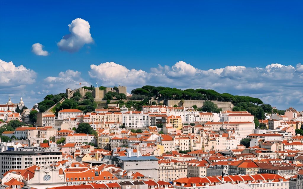 Why visit Castelo de São Jorge